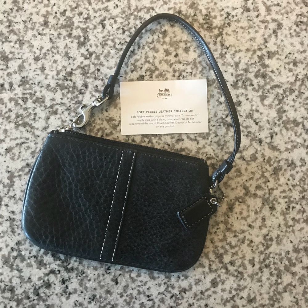 Coach wristlet NWOT!